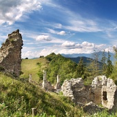 Ruine der Burg Sklabina, Slowakei