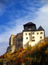 Φθινόπωρο θέα το κάστρο Trencin, Σλοβακία
