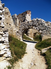 Interior del castillo de Cachtice, Eslovaquia