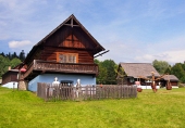 Une maison traditionnelle en bois à Stara Lubovna