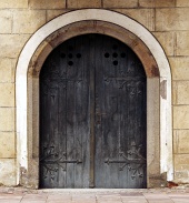 A középkori ajtó merőleges képe