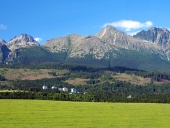 Tatra înaltă și pajiște în Slovacia