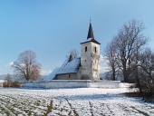 Zimski pogled na All Saints cerkve v Ludrová